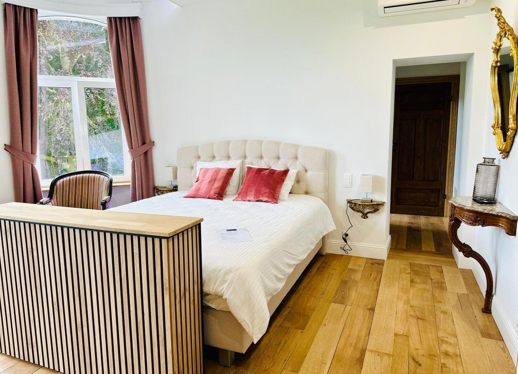 Suite Luxueuse Au Chateau De Saint Vitu 104 Tinlot 외부 사진